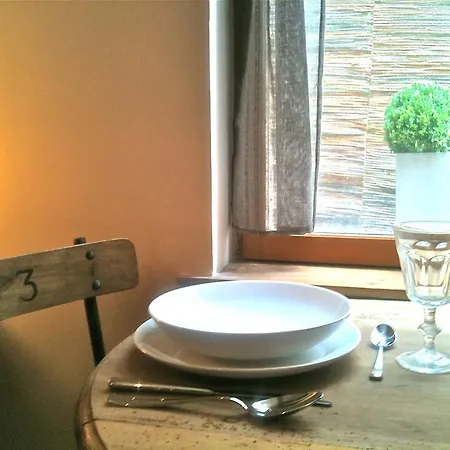 La Cour Au Lavoir Apartment